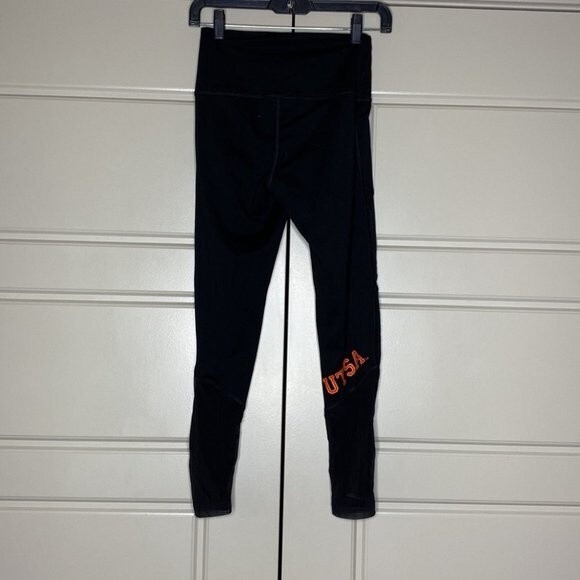 Victoria’s Secret Pink UTSA Leggings With Mesh Panels - Picture 4 of 6